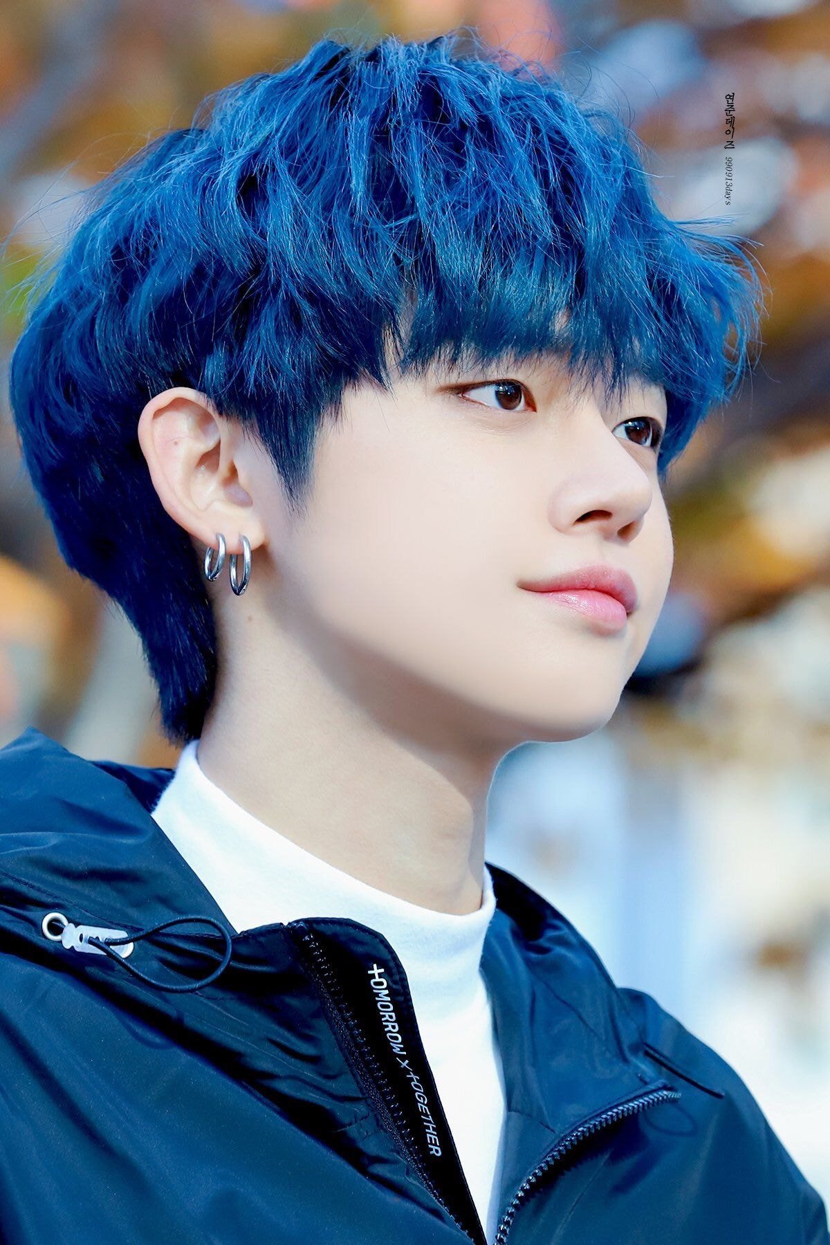 [TheQoo] I see a lot of idols with blue hair these days. *Image